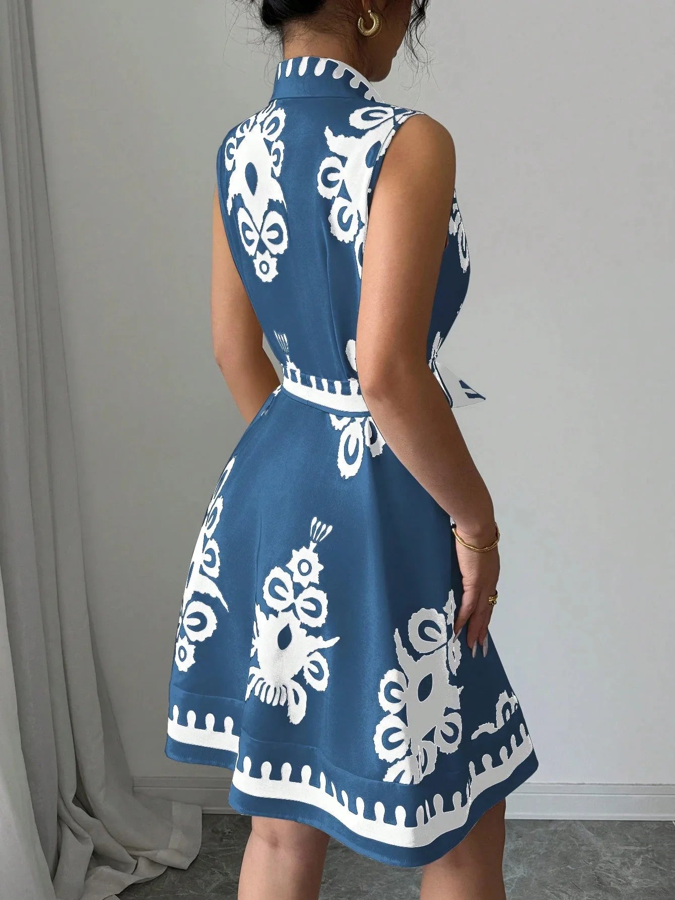 Elegant Summer Casual Sleeveless, Turn-Down Collar Dress for Women Perfect for Office & Holidays